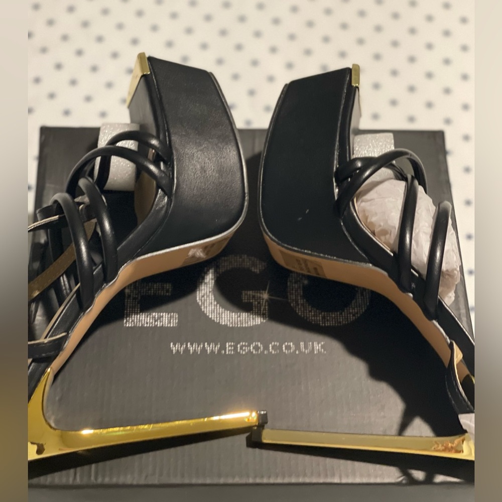 Wild child black # 8 nuw